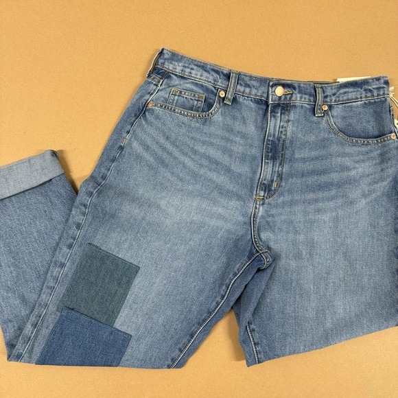 UT HIGH RISE PATCHES BOYFRIEND JEANS - Picture 4 of 9